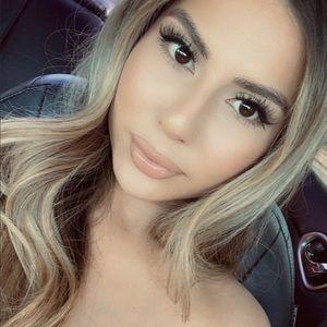 Meet your Posher, Marina